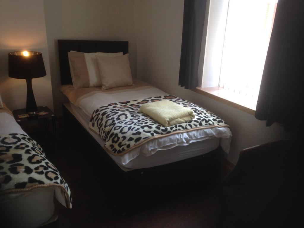 Sutton Park Guest House بلاكبول المظهر الخارجي الصورة
